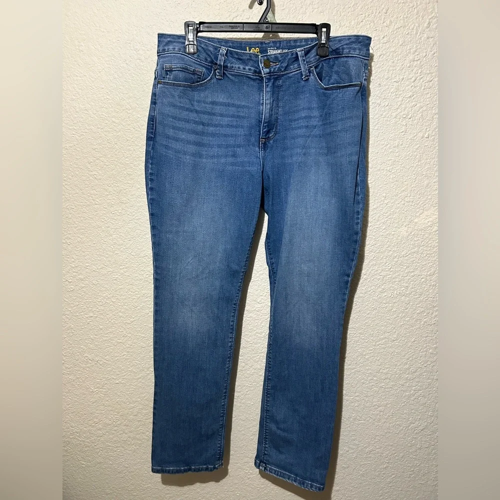Jeans - Picture 1 of 2